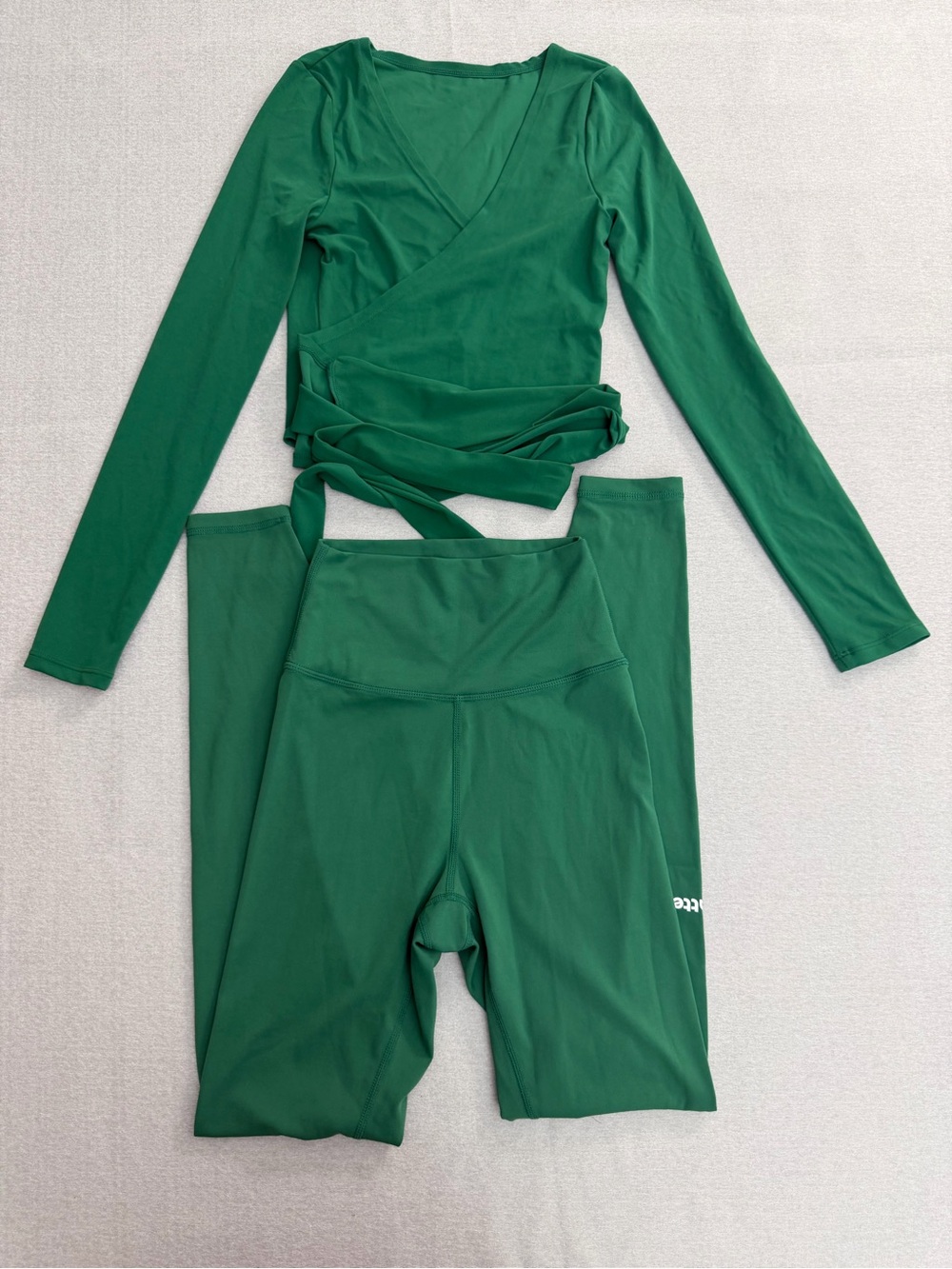 Matte Green XS 2pc Yoga Set Wrap V-Neck Long Sleeve Top + Leggings